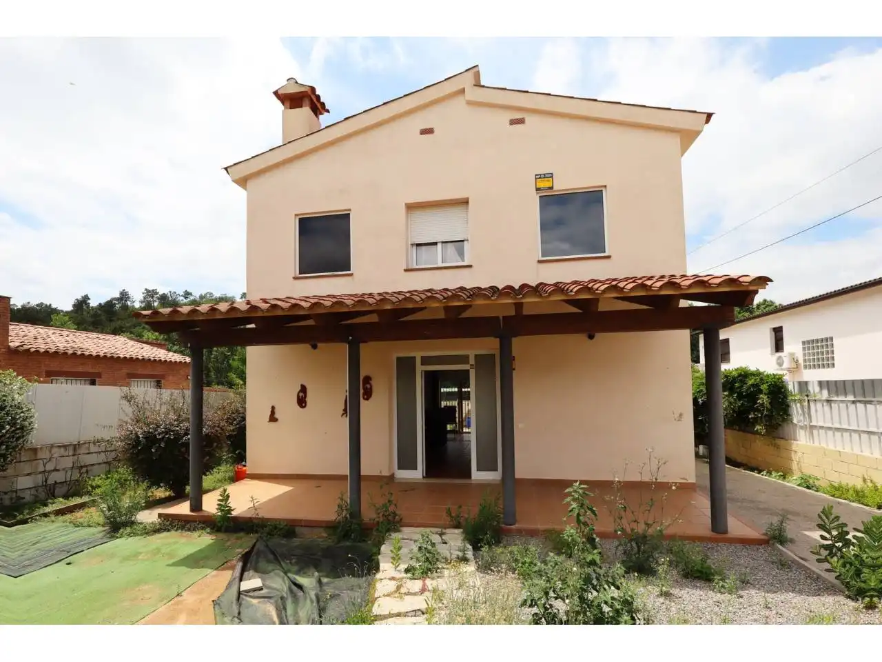 Vista exterior de Casa o xalet en venda en Vidreres amb Calefacció, Jardí privat i Terrassa