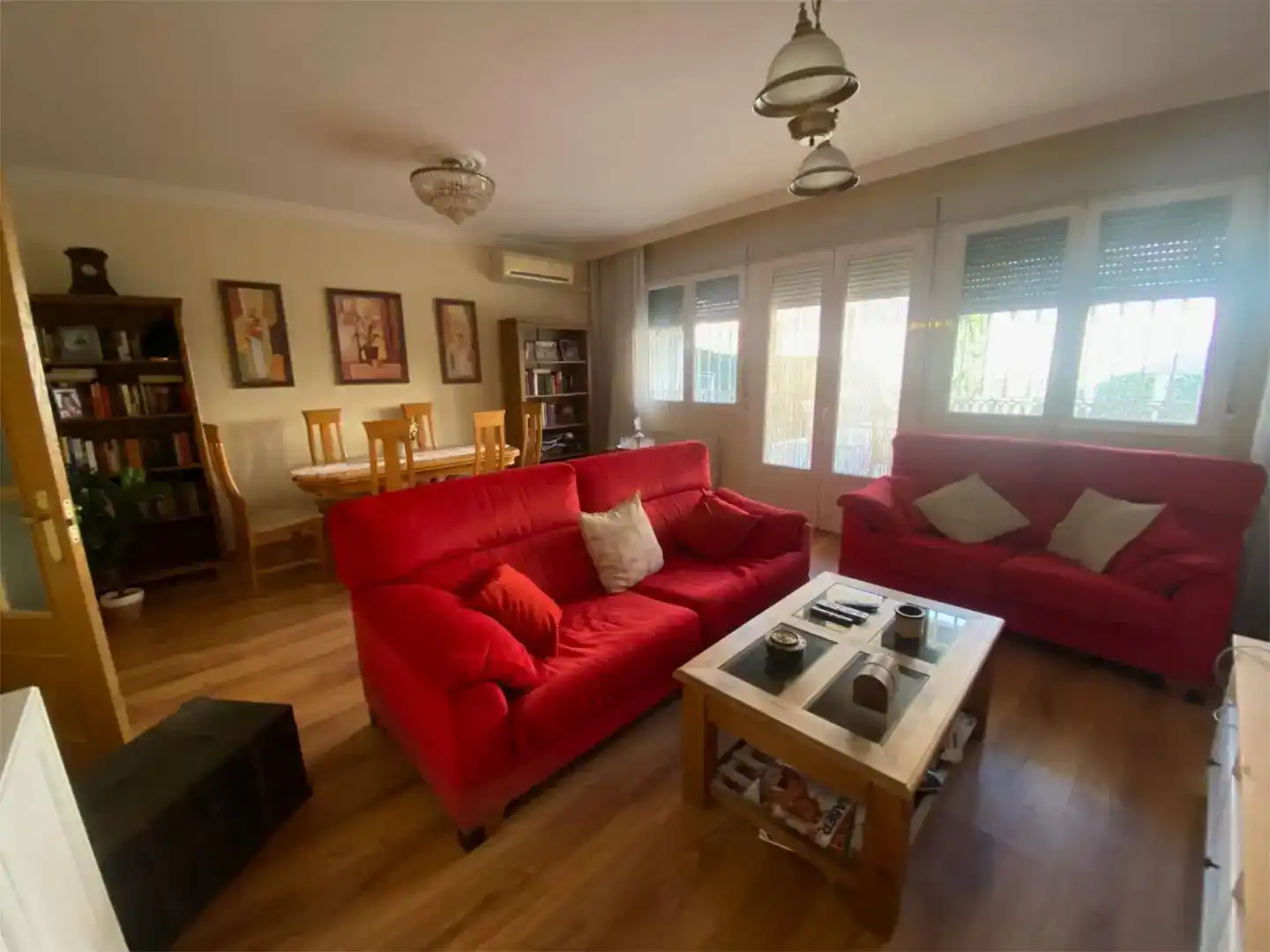 Sala d'estar de Casa o xalet en venda en Aranjuez amb Aire condicionat i Piscina