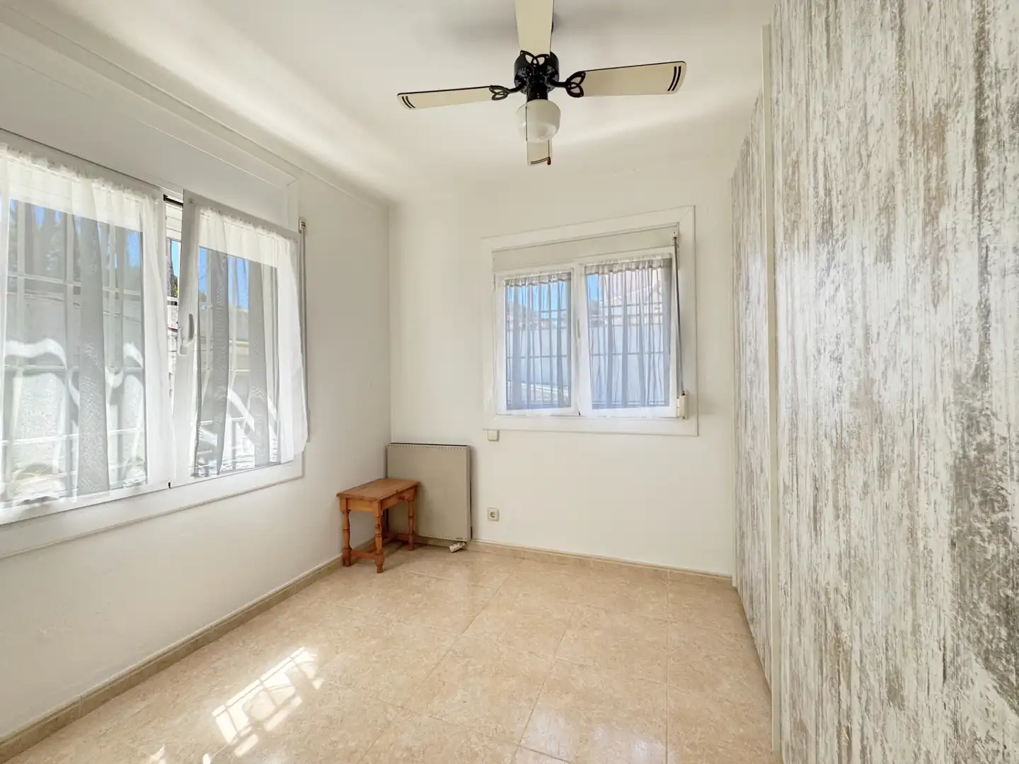 Bedroom of Houses for sale in L'Escala  with Private garden, Terrace and Alarm