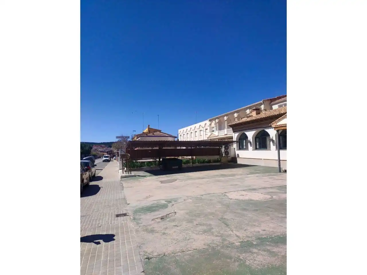 Vista exterior de Edifici en venda en Ruidera