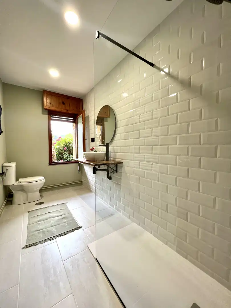 Baño de Casa o chalet en venta en Piloña con Calefacción y Jardín privado