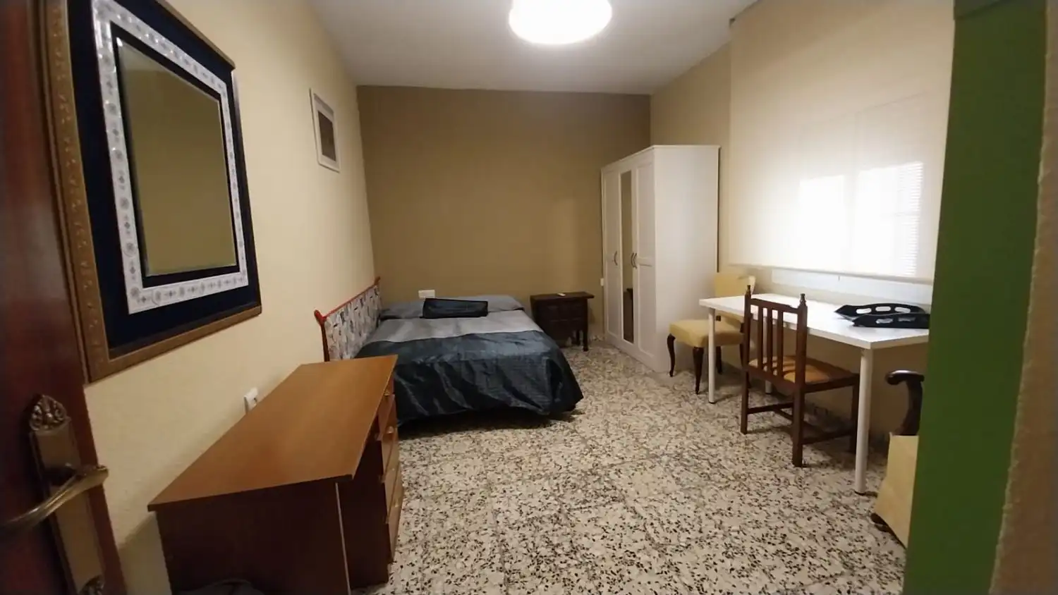 Schlafzimmer von Wohnung zur Miete in Jaén mit Möbliert