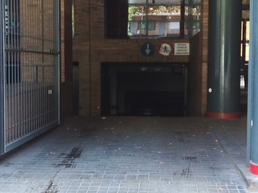 Garatge de lloguer en  Valencia Capital amb Alarma