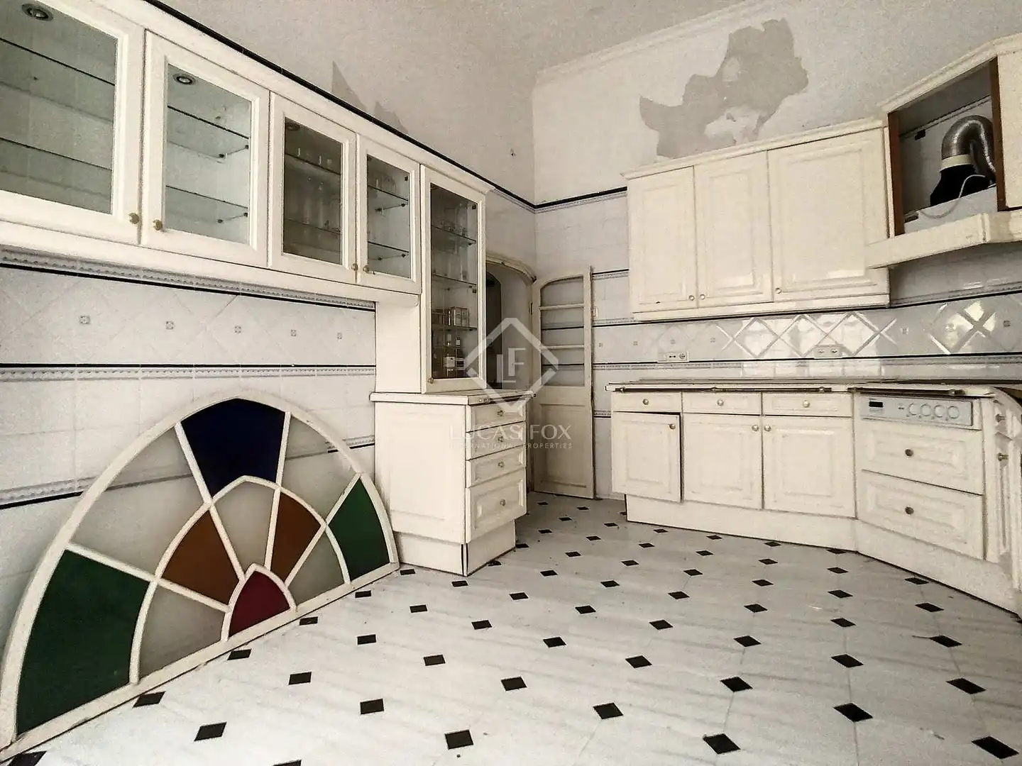 Cuina de Casa o xalet en venda en Maó - Mahón amb Parquet, Terrassa i Balcó