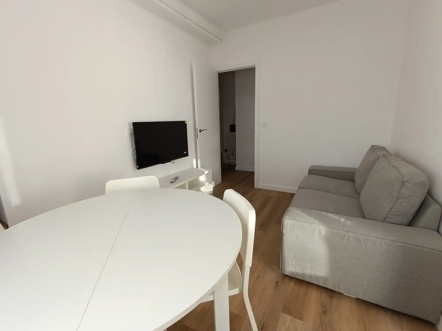 Sala d'estar de Pis de lloguer en Pontevedra Capital  amb Calefacció, Moblat i Forn