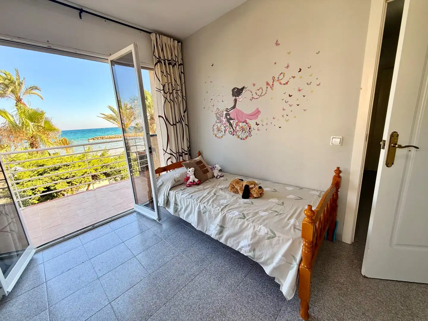 Habitación de Casa adosada en venta en Prat de Vilanova