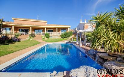 Swimming pool of House or chalet for sale in Cubelles  with Air Conditioner, Terrace and Swimming Pool