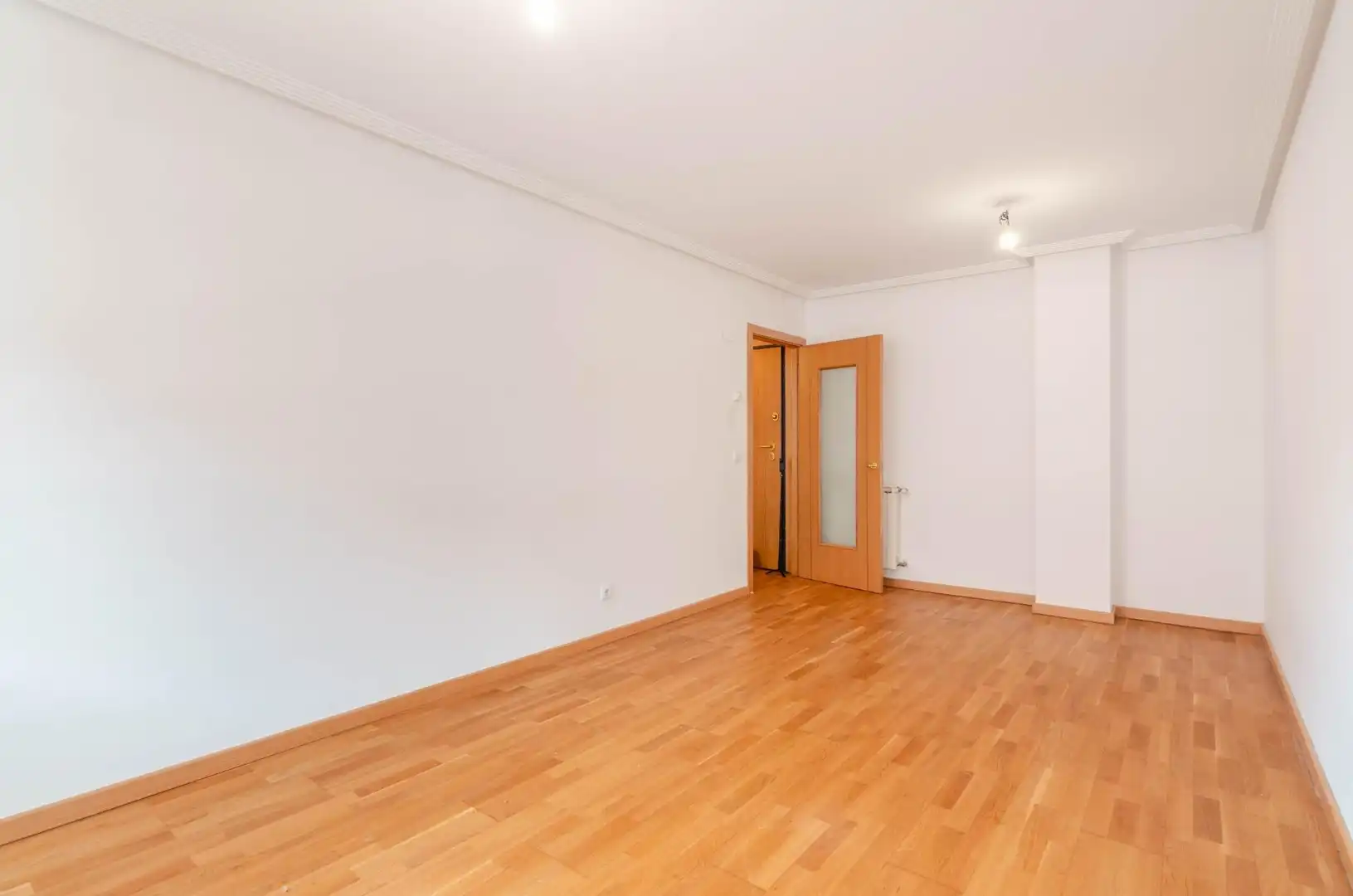 Piso en venta en Siero con Calefacción, Parquet y Trastero