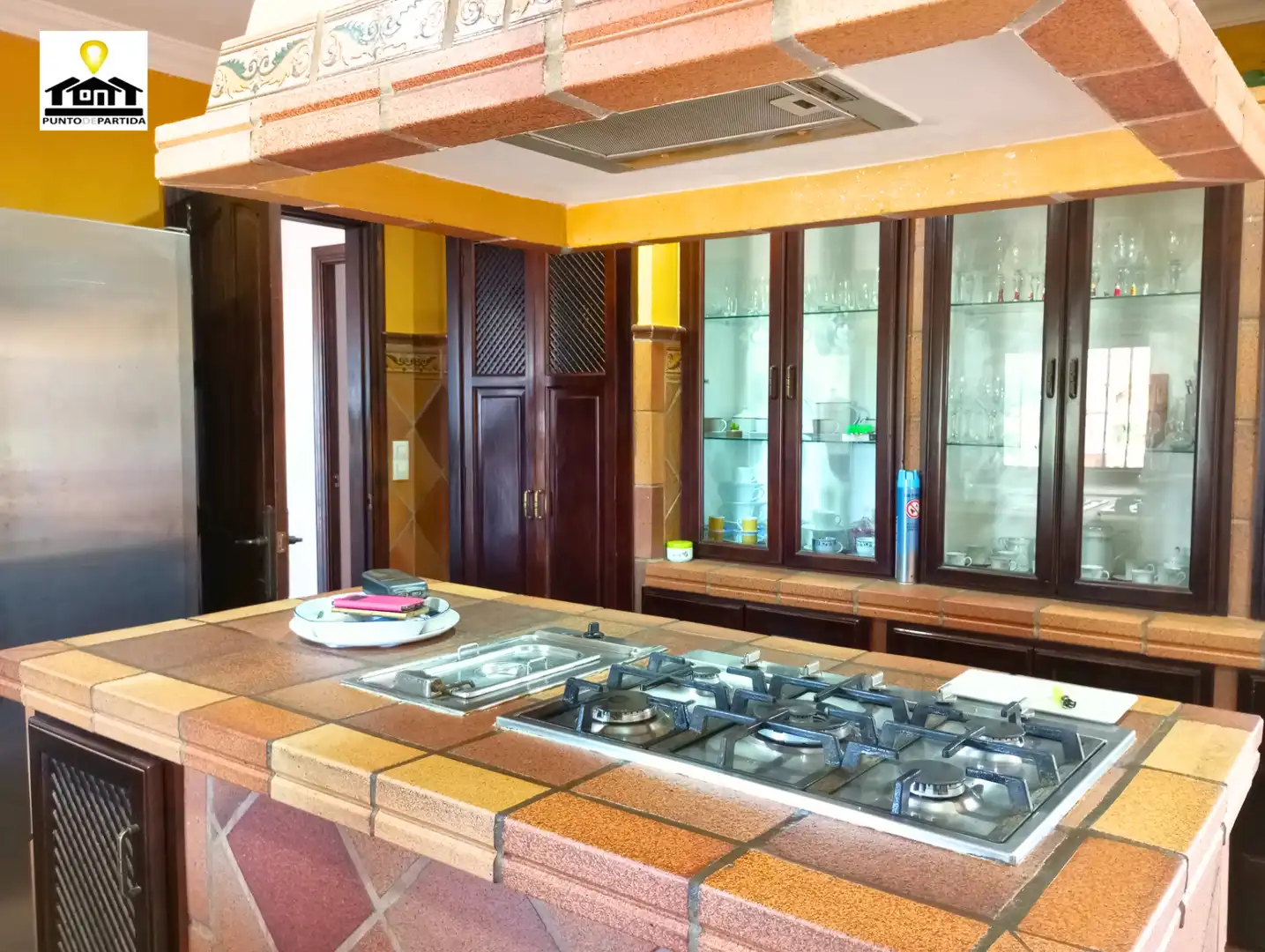 Cocina de Casa o chalet en venta en Carmona con Aire acondicionado, Jardín privado y Terraza