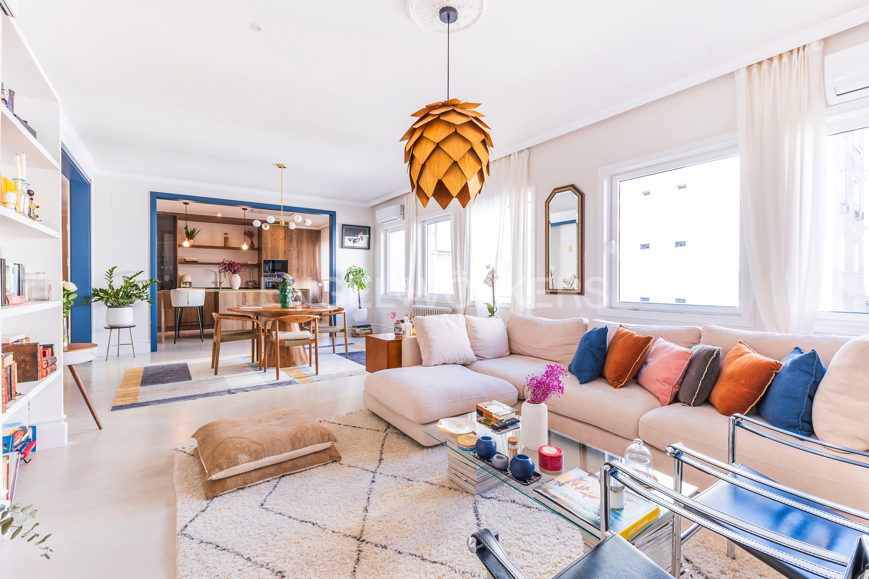 Living room of Flat for sale in  Madrid Capital  with Air Conditioner, Heating and Storage room