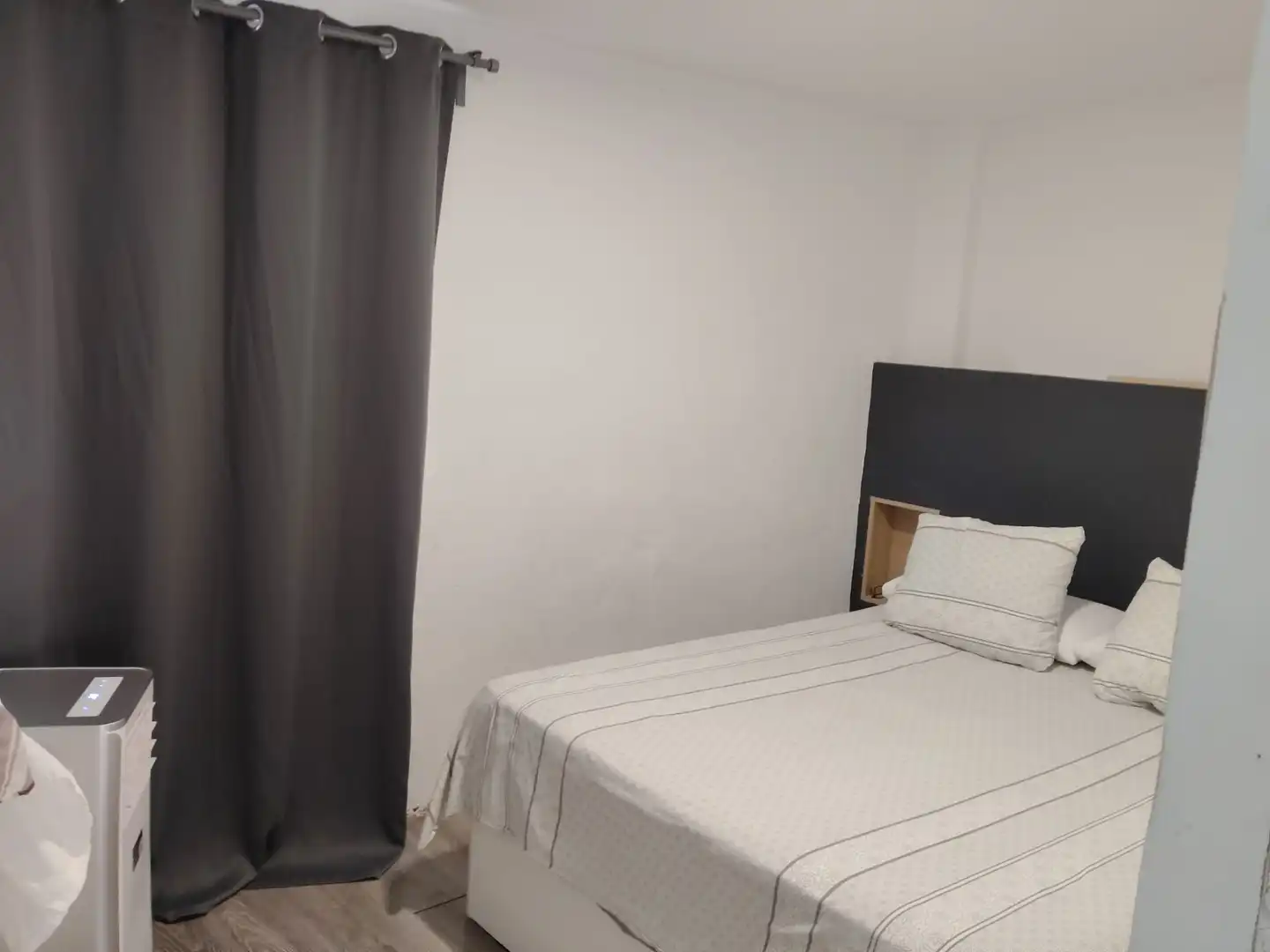 Habitación de Casa adosada en venta en Reus
