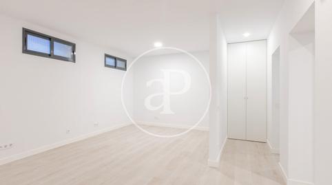 Photo 5 of Flat for sale in Fuente del Berro, Madrid