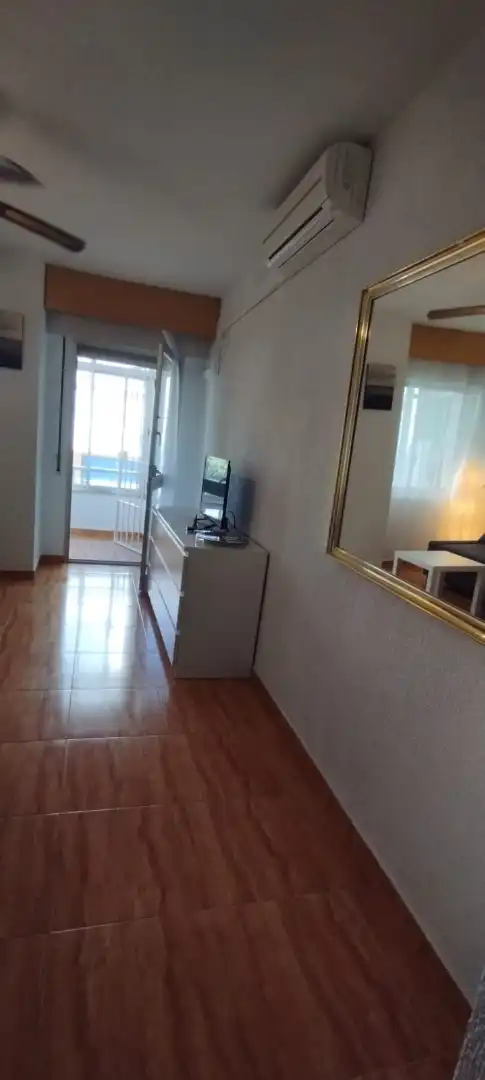 Schlafzimmer von Wohnung zur Miete in Torremolinos mit Möbliert, Waschmaschine und Gemeinschaftspool