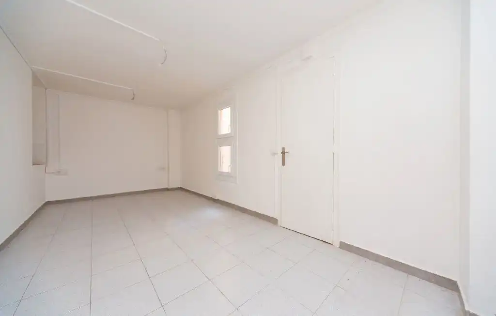 Estudio en venta en Barcelona con Calefacción