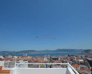 Vista exterior de Dúplex en venda en Vigo  amb Terrassa