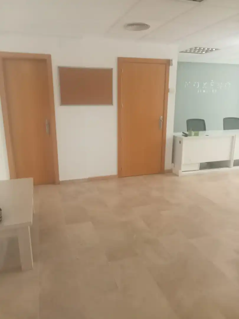 Ufficio con ascensore in affitto a Avenida Maisonnave, imagen 2