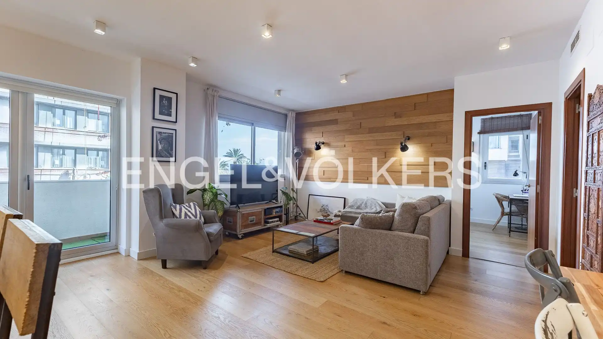 Living room of Flat for sale in  Barcelona Capital  with Air Conditioner, Heating and Private garden