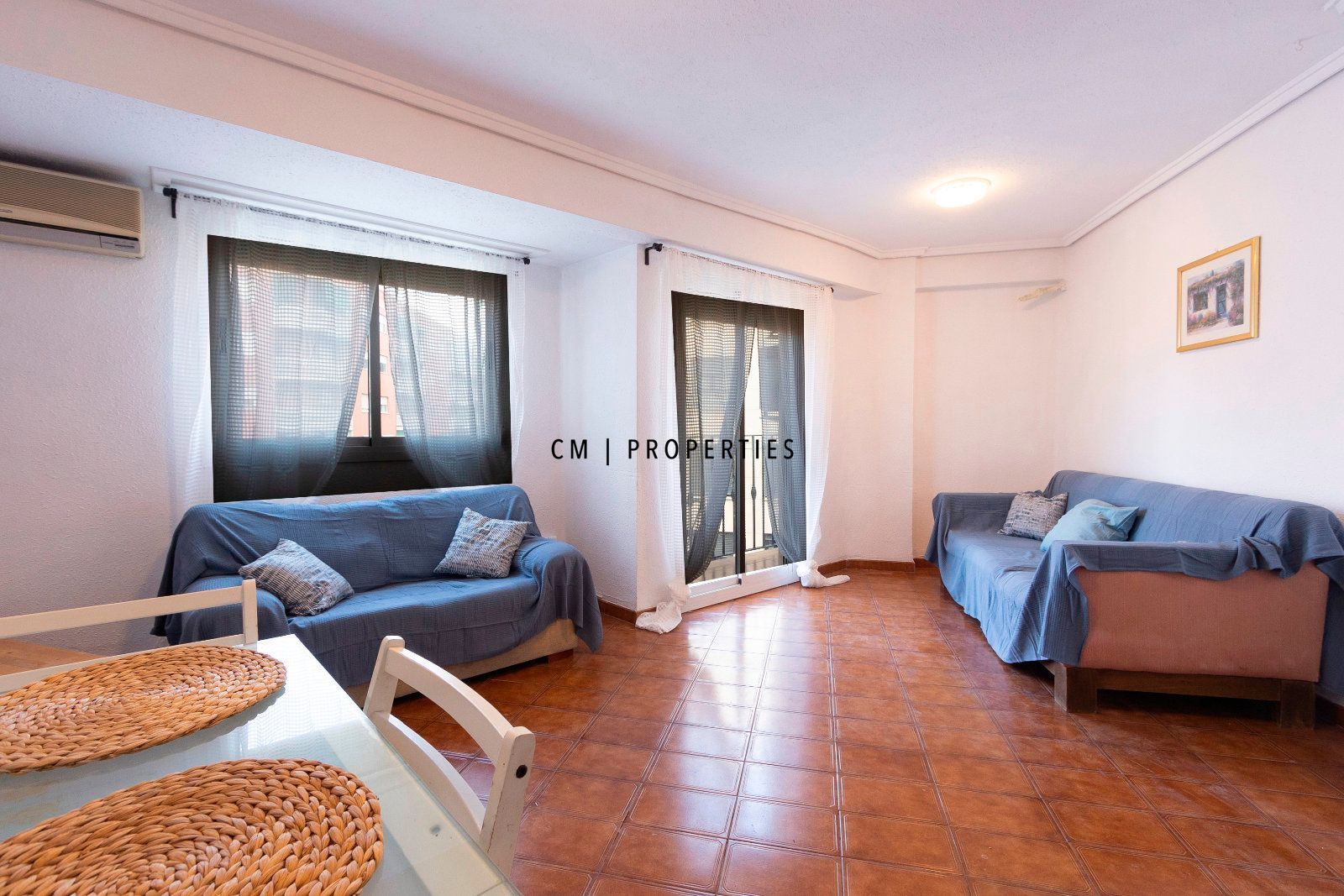 Exterior view of Flat for sale in  Valencia Capital  with Air Conditioner