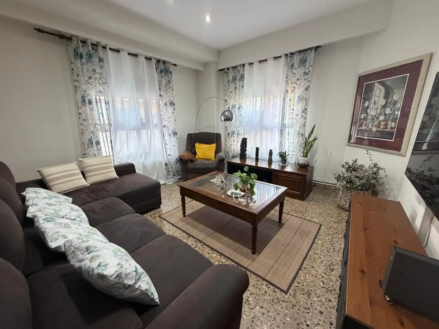 Living room of Flat for sale in Valencia  with Air Conditioner and Heating