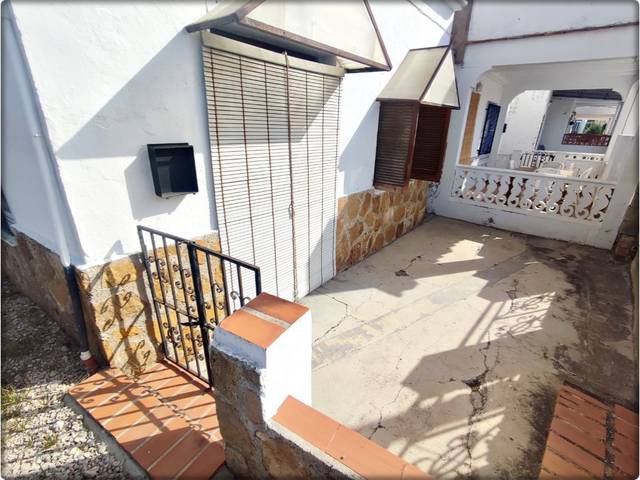 Casa-chalet en Venta en Avenida Balears, 74 en Bellreguard