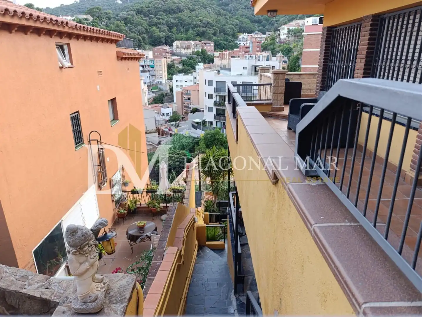 Terrassa de Casa o xalet en venda en Barcelona amb Aire condicionat, Calefacció i Terrassa