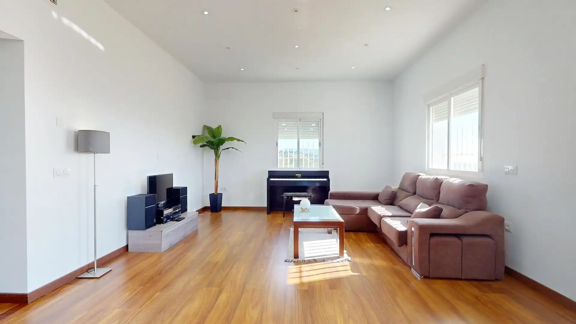 Wohnzimmer von Country house zum Verkauf in Almodóvar del Río mit Klimaanlage, Heizung und Privatgarten