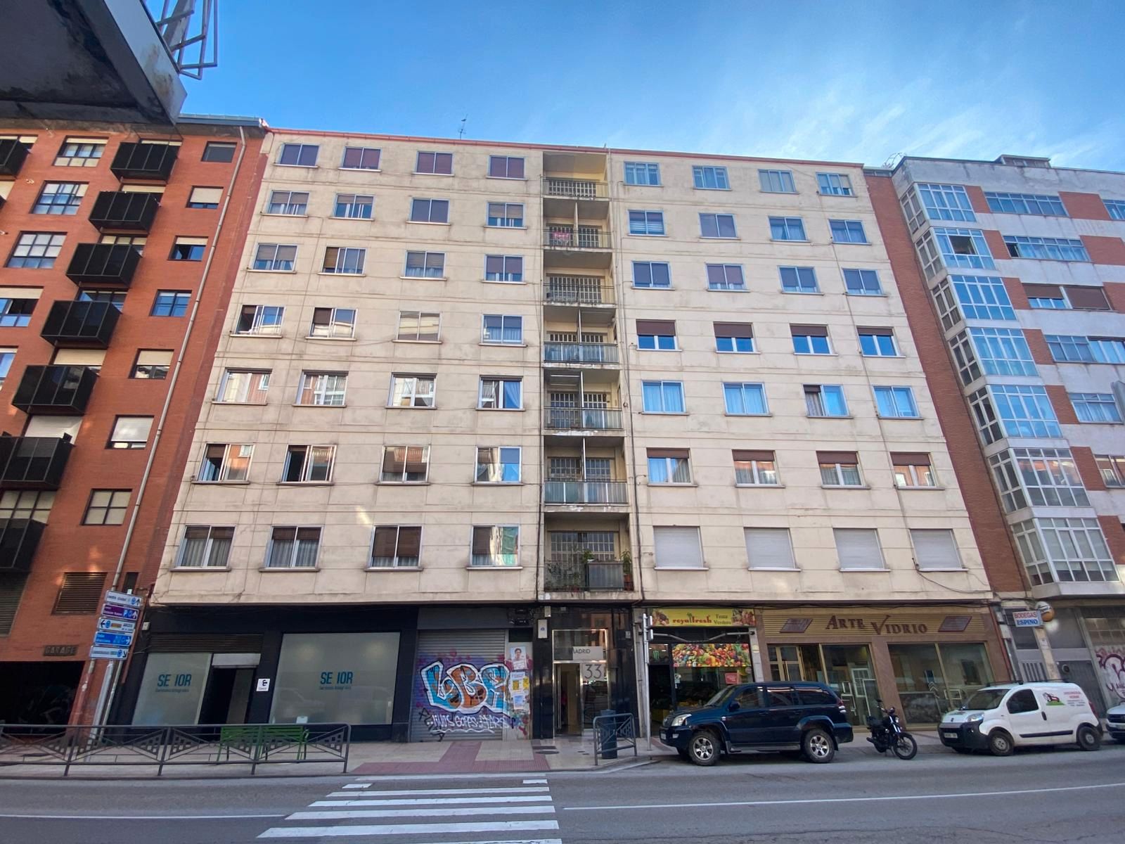 Vista exterior de Pis en venda en Burgos Capital amb Calefacció, Terrassa i Traster