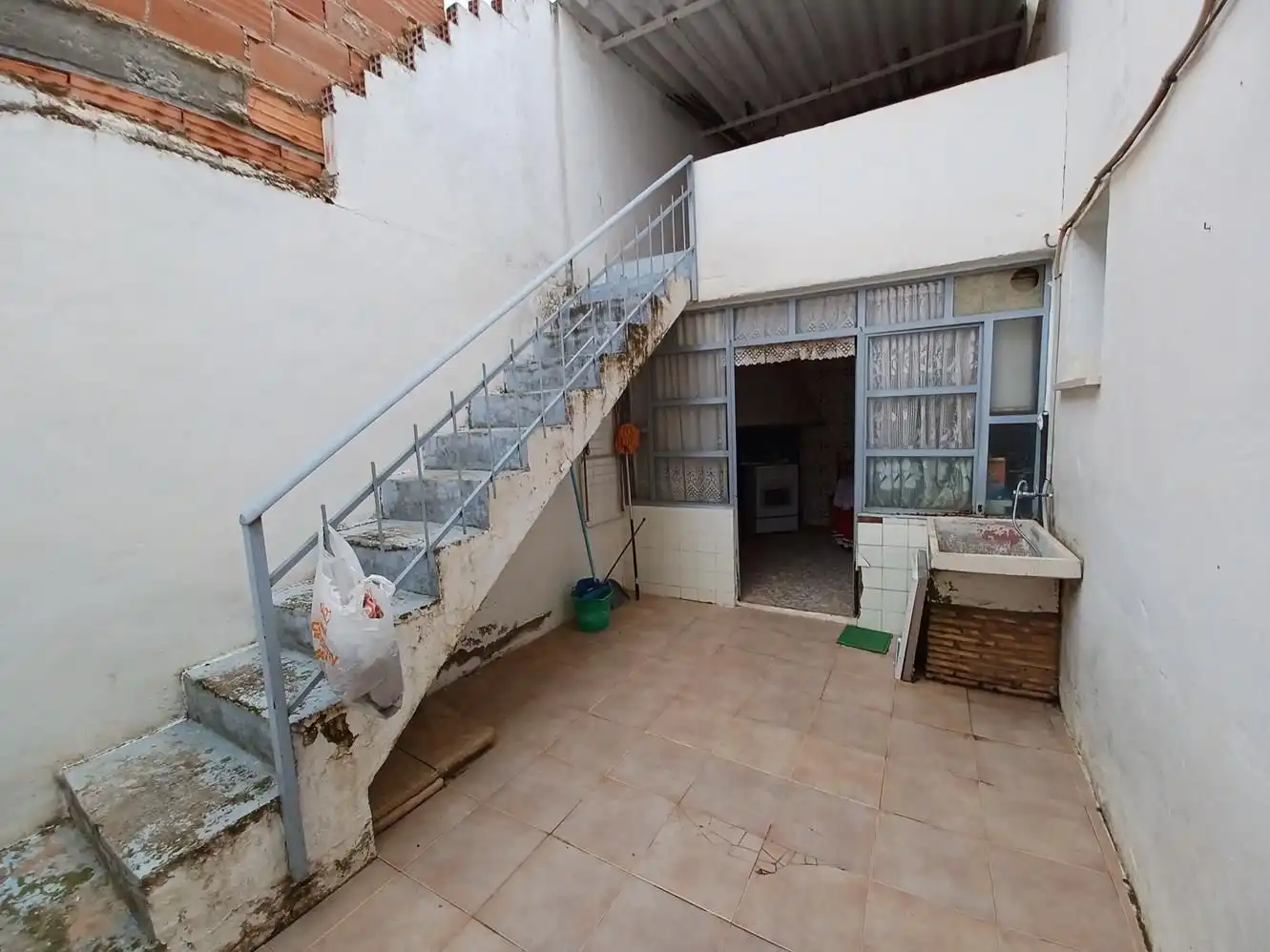 Detached homes for sale in Quintanar del Rey  with Air Conditioner, Terrace and Storage room