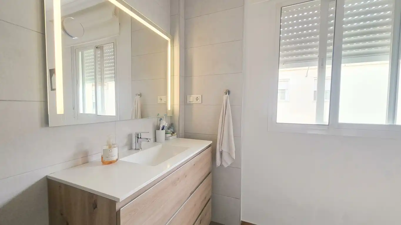 Casa adosada en venta en Rincón de la Victoria, Málaga