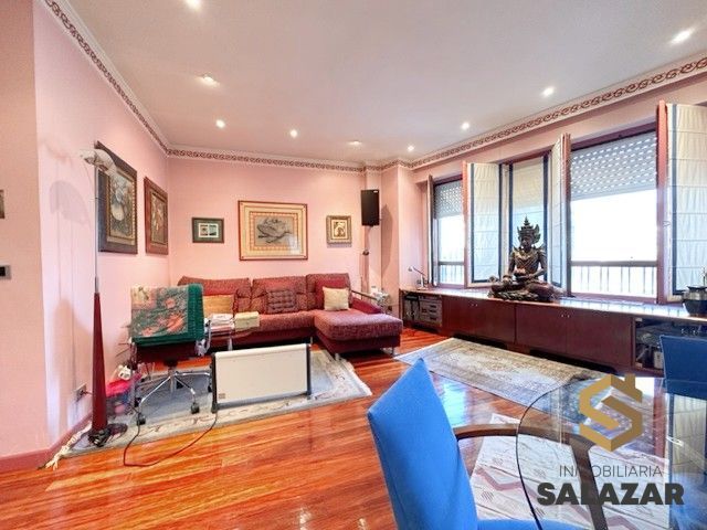 Piso en venta en Cosme Echevarrieta Kalea, Abandoibarra - Guggenheim, Abando - Albia