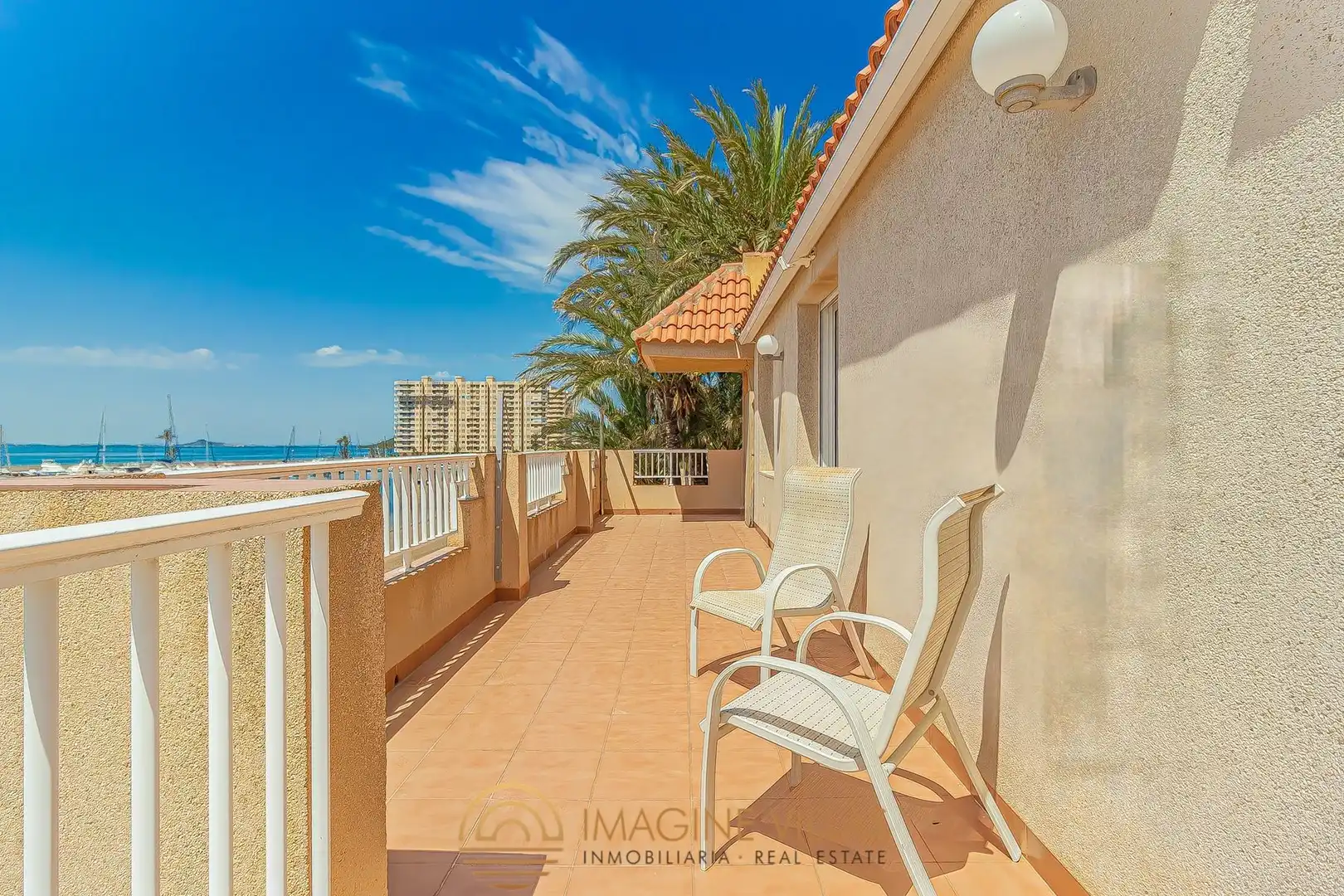 Terrassa de Àtic en venda en La Manga del Mar Menor amb Terrassa, Traster i Piscina comunitària