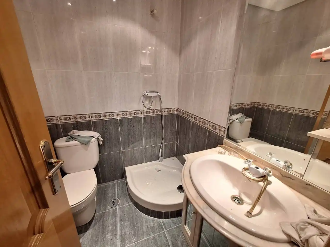 Bathroom of Flat for sale in Fuenlabrada  with Heating and Terrace