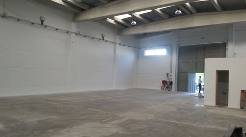 Foto 3 von Fabrikhallen zur Miete in Centro - Ambulatorio, Paiporta