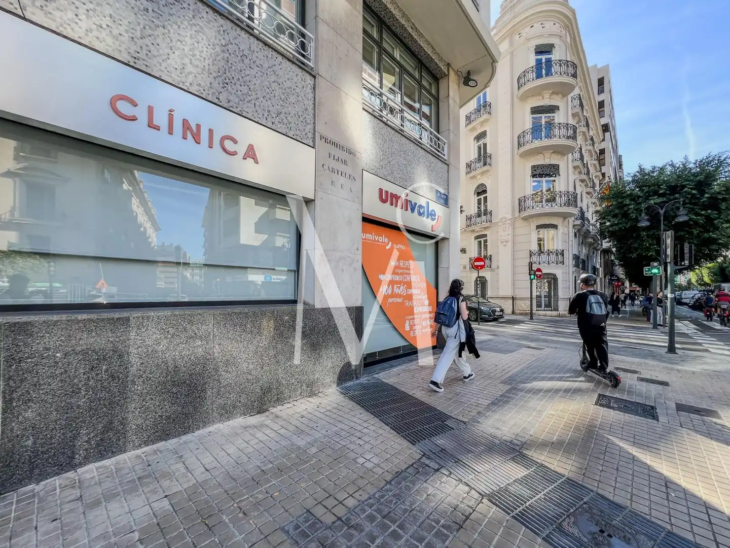 Vista exterior de Local de alquiler en Valencia