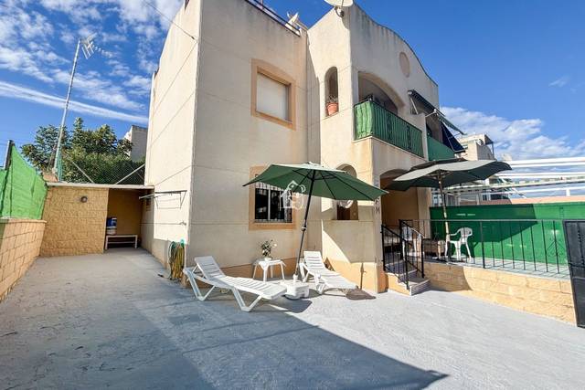 Casa-chalet en Alquiler en Los Balcones - Los Altos