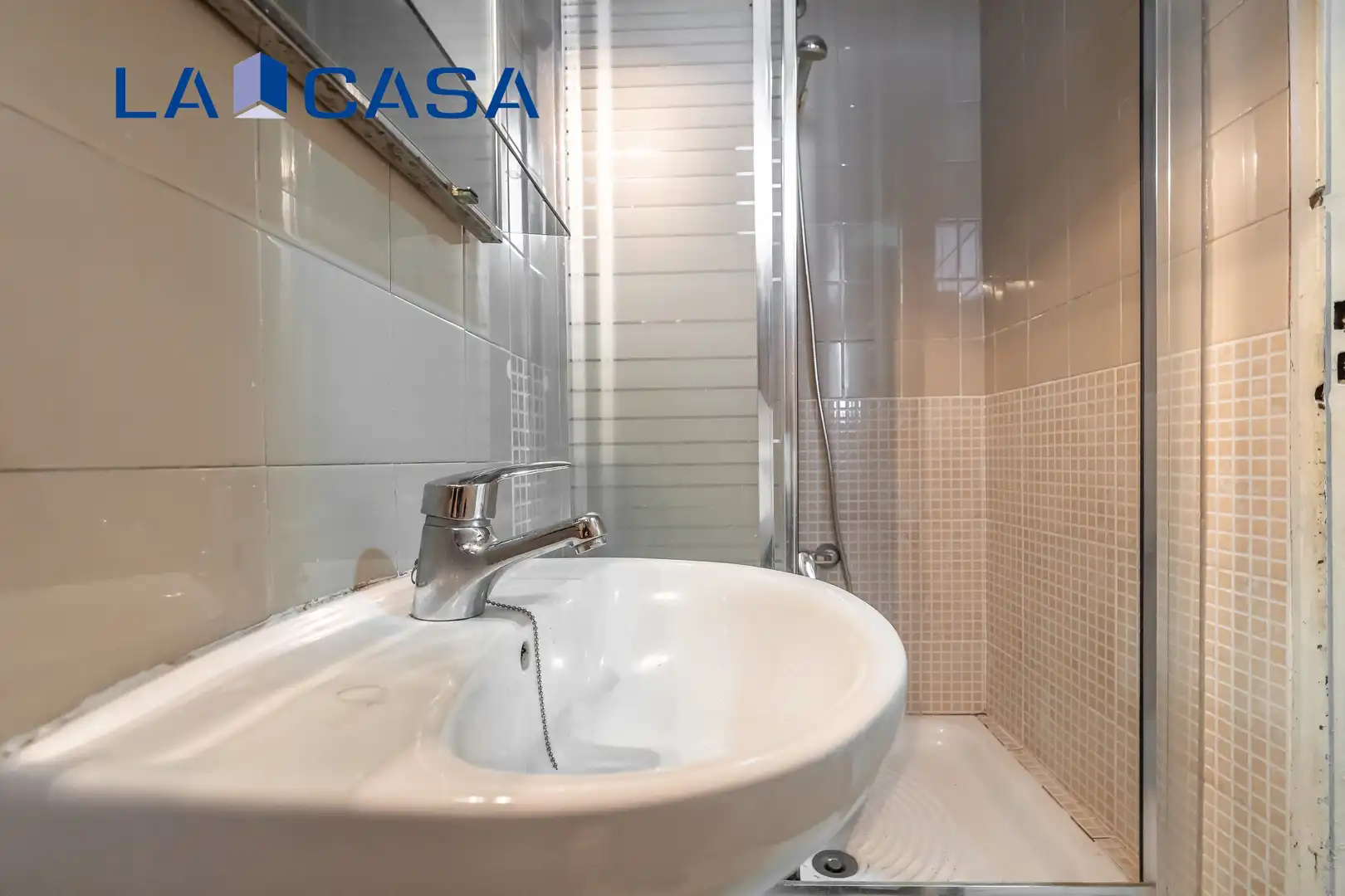 Baño de Piso en venta en Madrid con Balcón