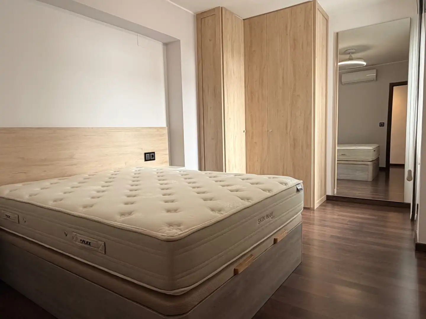 Flat with terrace to rent in Carrer de Manuel Bellido 28, imagen 9