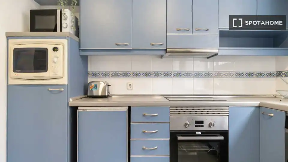 Kitchen of Flat for rent in Madrid  with Air Conditioner, Heating and Furnished