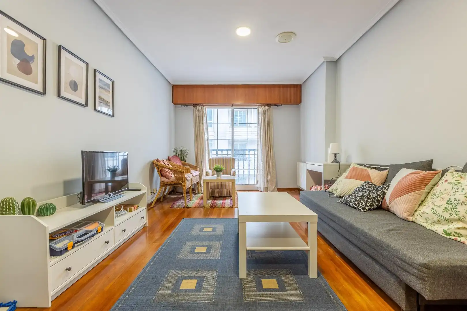 Living room of Flat for sale in A Coruña Capital   with Heating, Terrace and Storage room