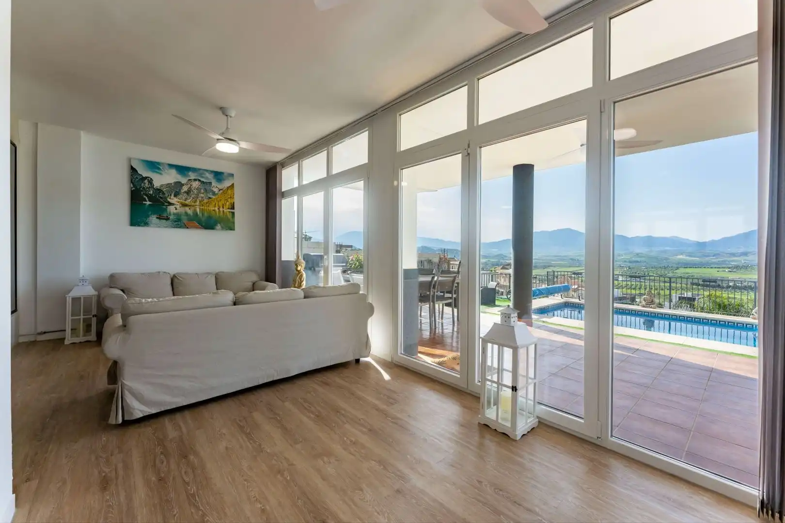 Living room of Houses for sale in Coín  with Swimming Pool