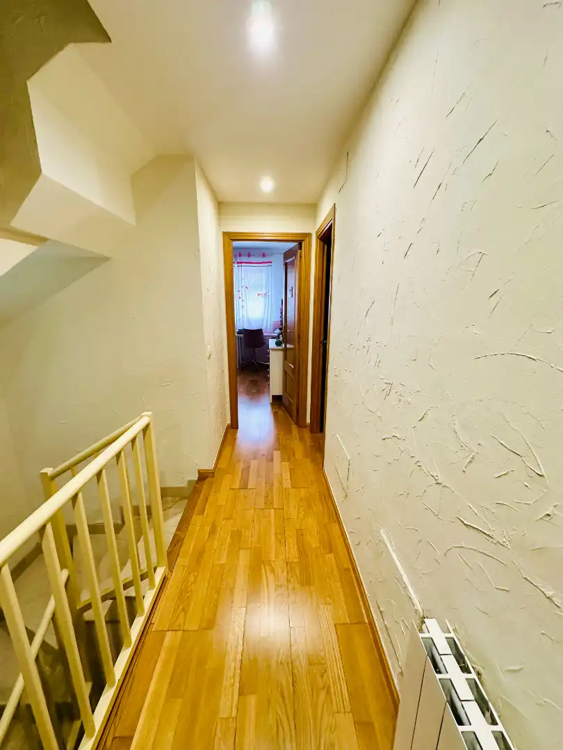 Casa adosada en venta en Parla con Aire acondicionado, Calefacción y Jardín privado