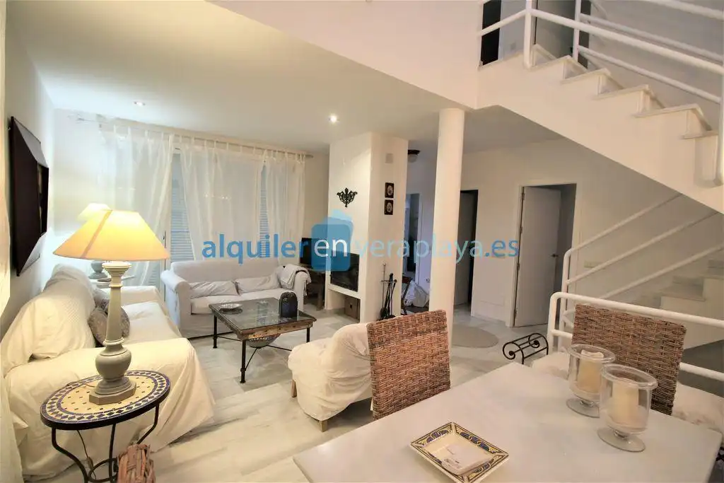 Sala d'estar de Casa o xalet de lloguer en Vera amb Aire condicionat i Terrassa