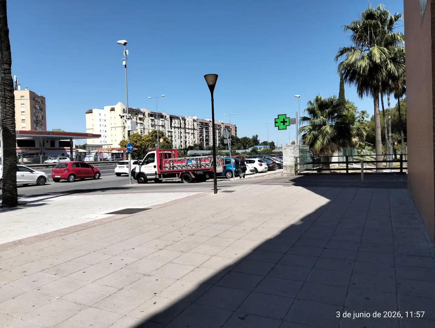 Exterior view of Office for rent in Montequinto