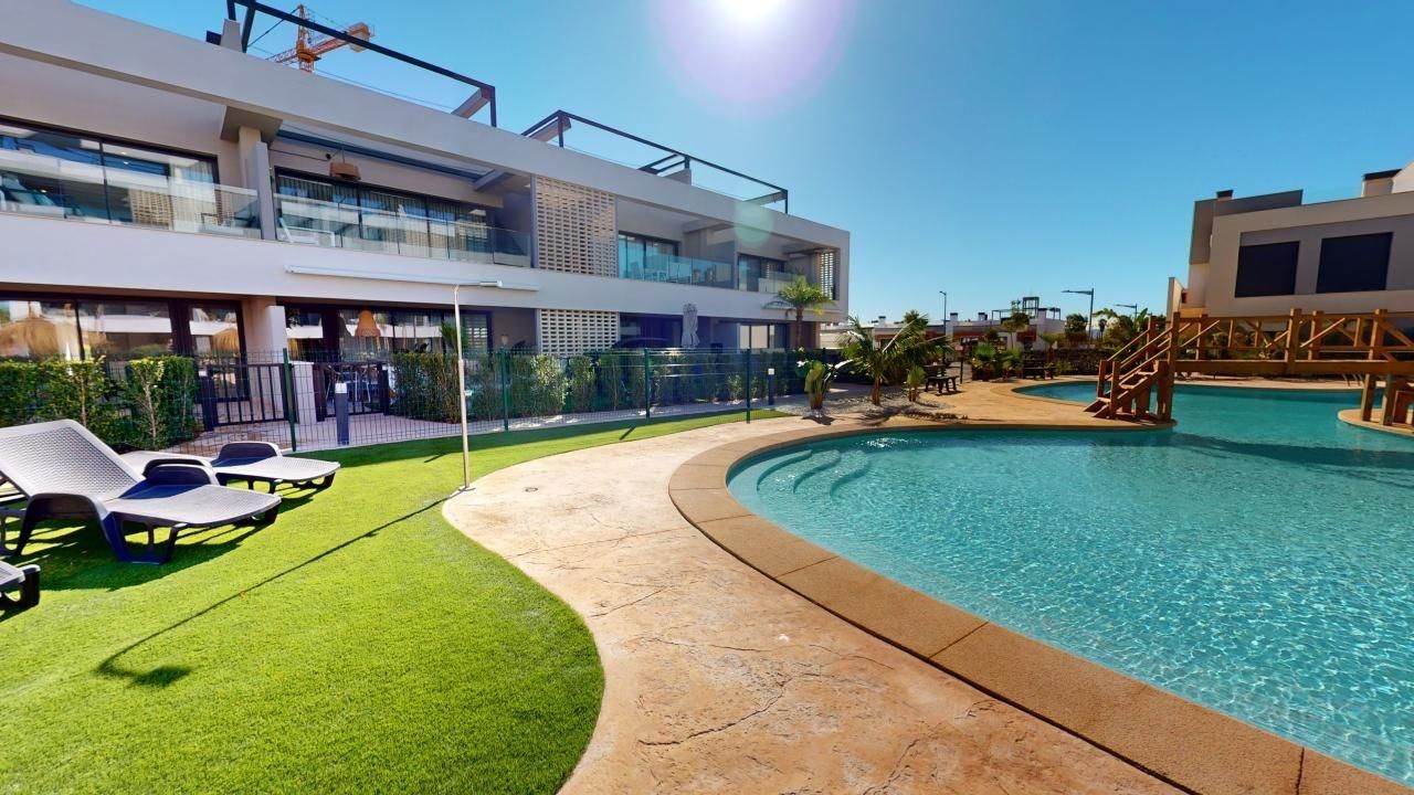 Swimming pool of House or chalet for sale in Torre-Pacheco  with Air Conditioner, Heating and Private garden