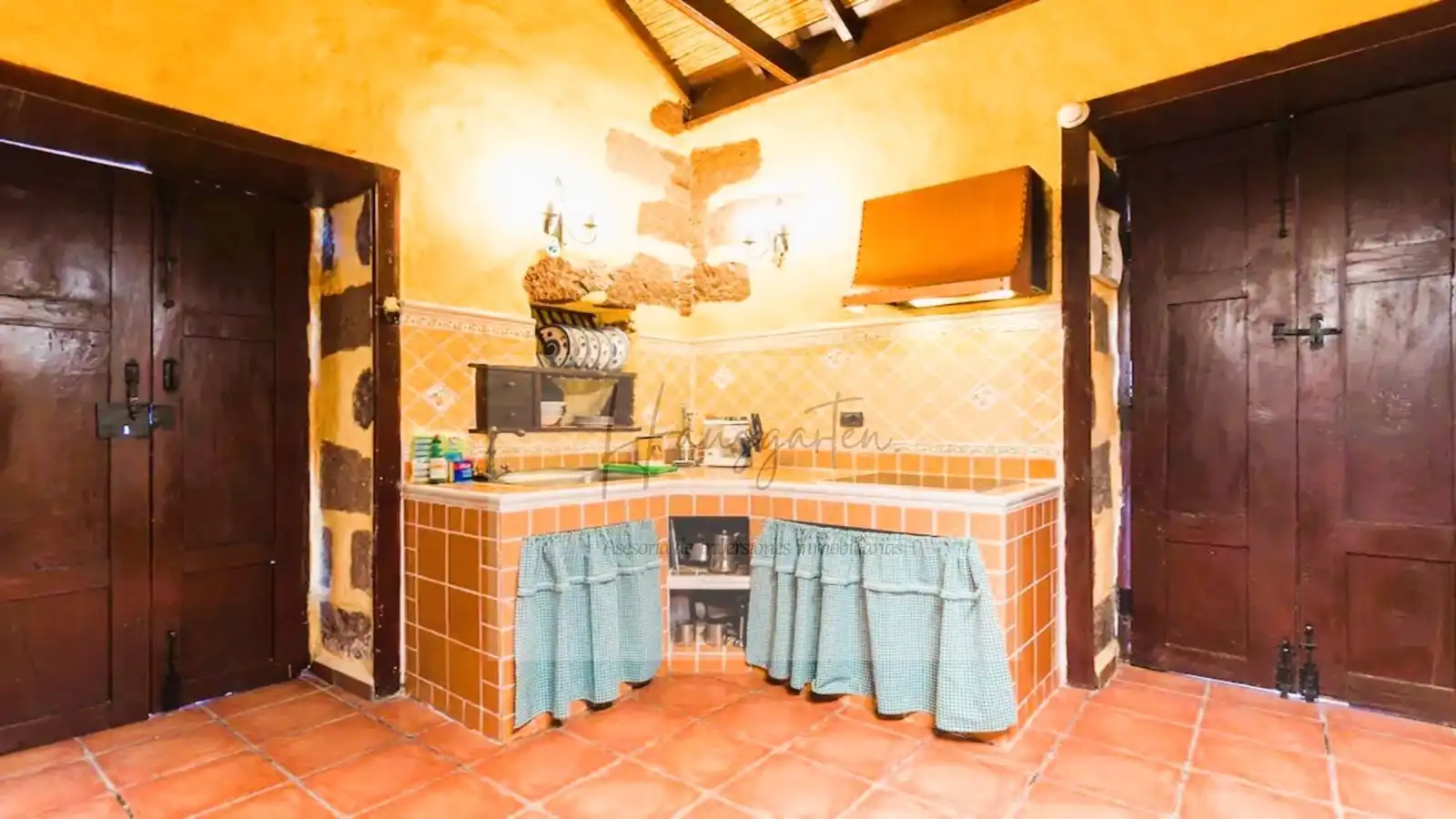 Cocina de Finca rústica en venta en Tejeda con Aire acondicionado y Piscina