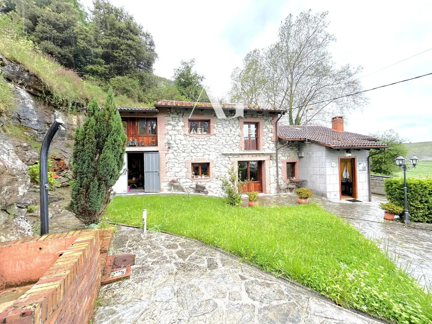 Exterior view of Houses for sale in San Vicente de la Barquera  with Heating, Private garden and Furnished