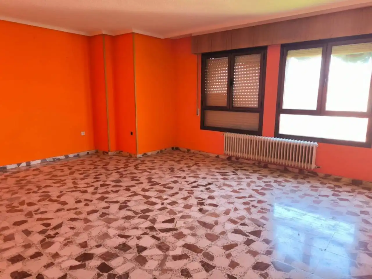 Flat with terrace for sale in Industria, imagen 2
