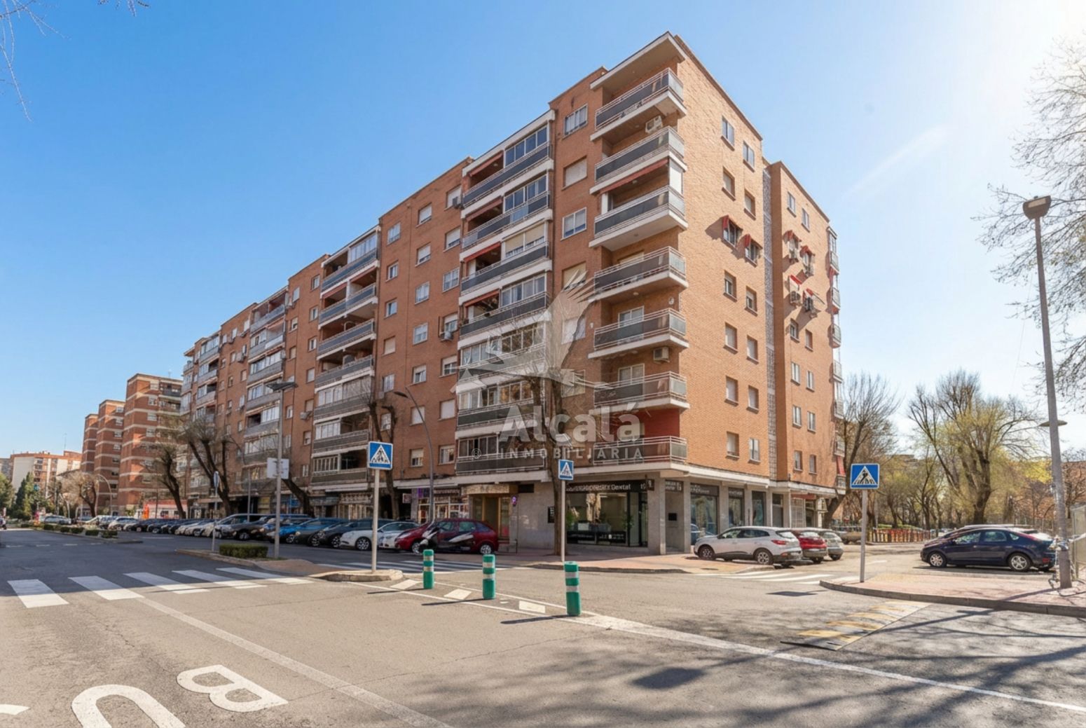 Außenansicht von Wohnung zum Verkauf in Alcalá de Henares mit Heizung