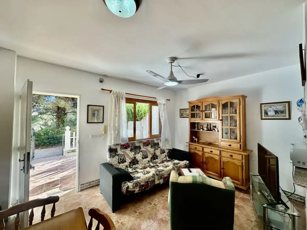 Sala de estar de Casa o chalet en venta en Santa Pola con Calefacción, Terraza y Piscina