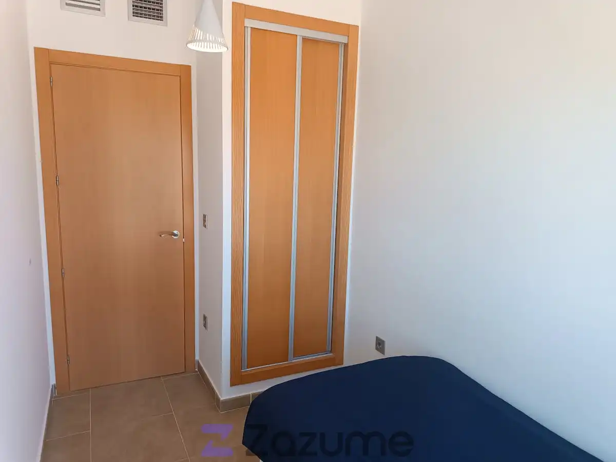 Dormitori de Apartament de lloguer en Torreblanca amb Moblat, Forn i Rentadora